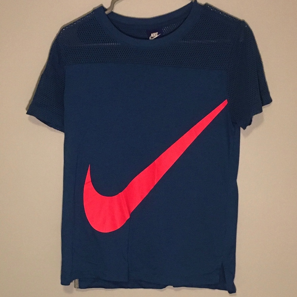 Girls XL Nike Tee